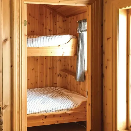 Four Bedroom Holiday In Nyaraló *